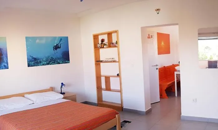 Zem, Krk Apartament *