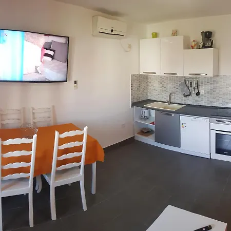 Zem, Krk Apartment Krk Town